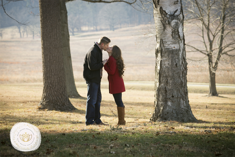 engagement-photos_philadelphia-photography_heidi-roland_winter-valley forge national park engagement-session_wedding-photography_save-the-date-cards_winter love