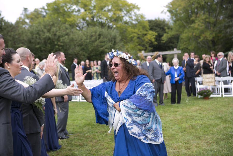 Heidi_Roland_Photography_Pocono_wedding_Memorytown_USA_Country_wedding_Cowgirl_ceremony_moter_of_the_bride_happy_high_five