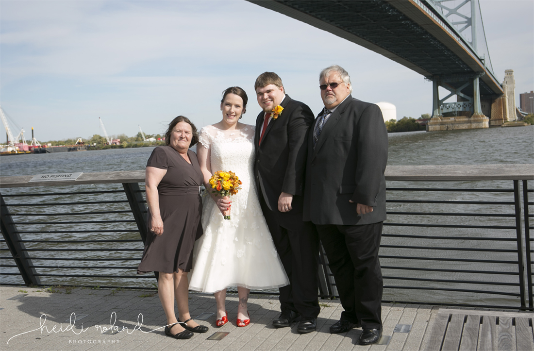 Intimate race street pier wedding, Heidi Roland Photography, family portraits, Benjamin Franklin Bridge, Philadelphia PA Wedding