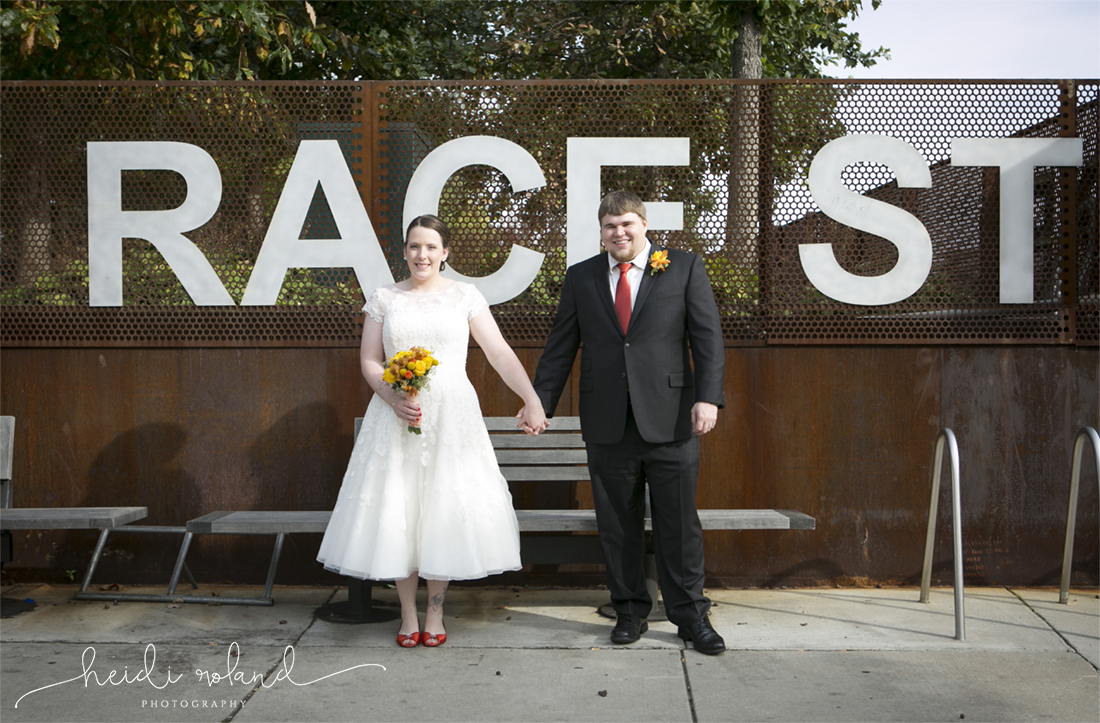 Intimate race street pier wedding, Heidi Roland Photography, Philadelphia PA Wedding, vintage bride