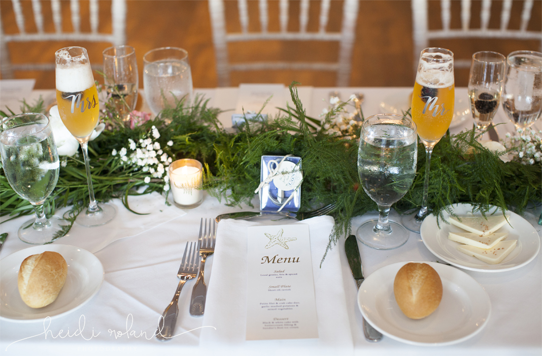 Icona Golden Inn wedding, sweetheart table