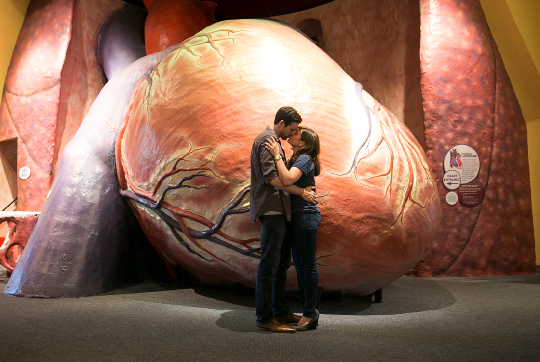 franklin institute engagement Philadelphia, couple portrait with giant heart