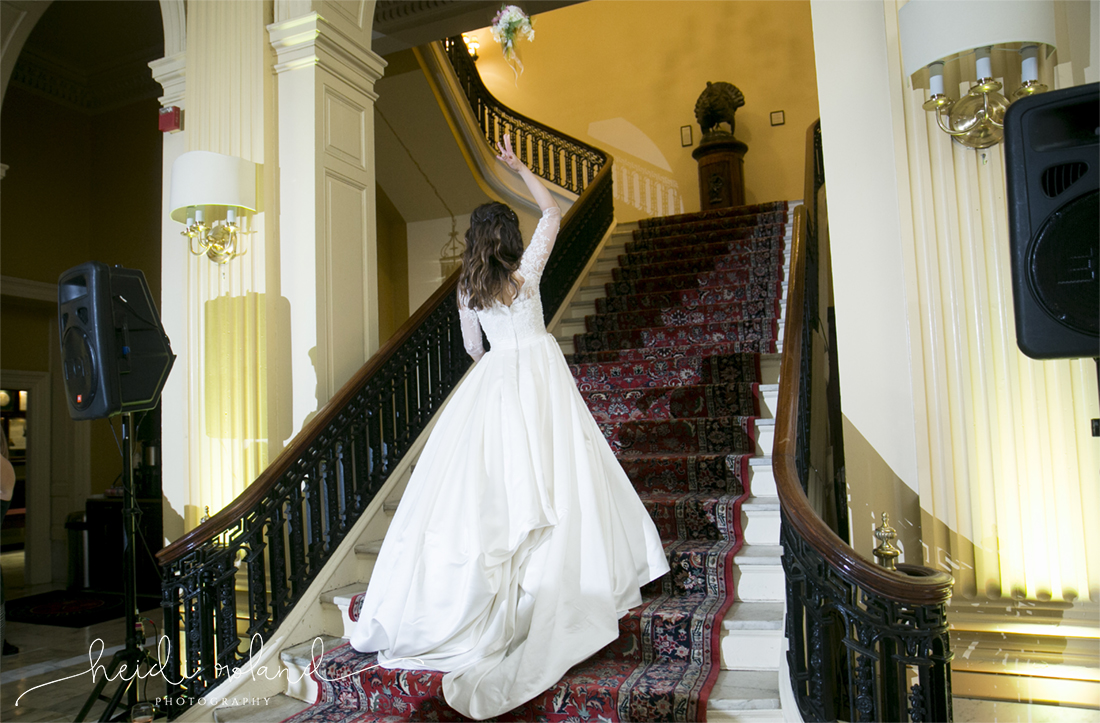 Racquet Club Of Philadelphia Wedding bride bouquet toss