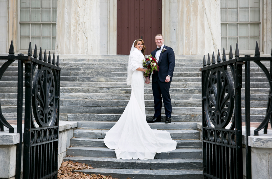 bride and groom winter portraits at second bank of the united state, Philadelphia PA