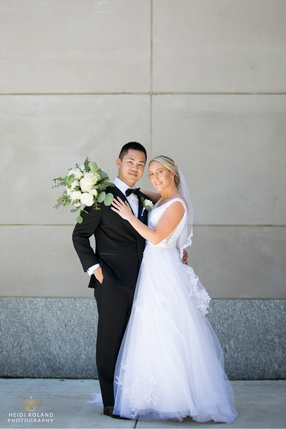 bride and groom in Philadelphia 