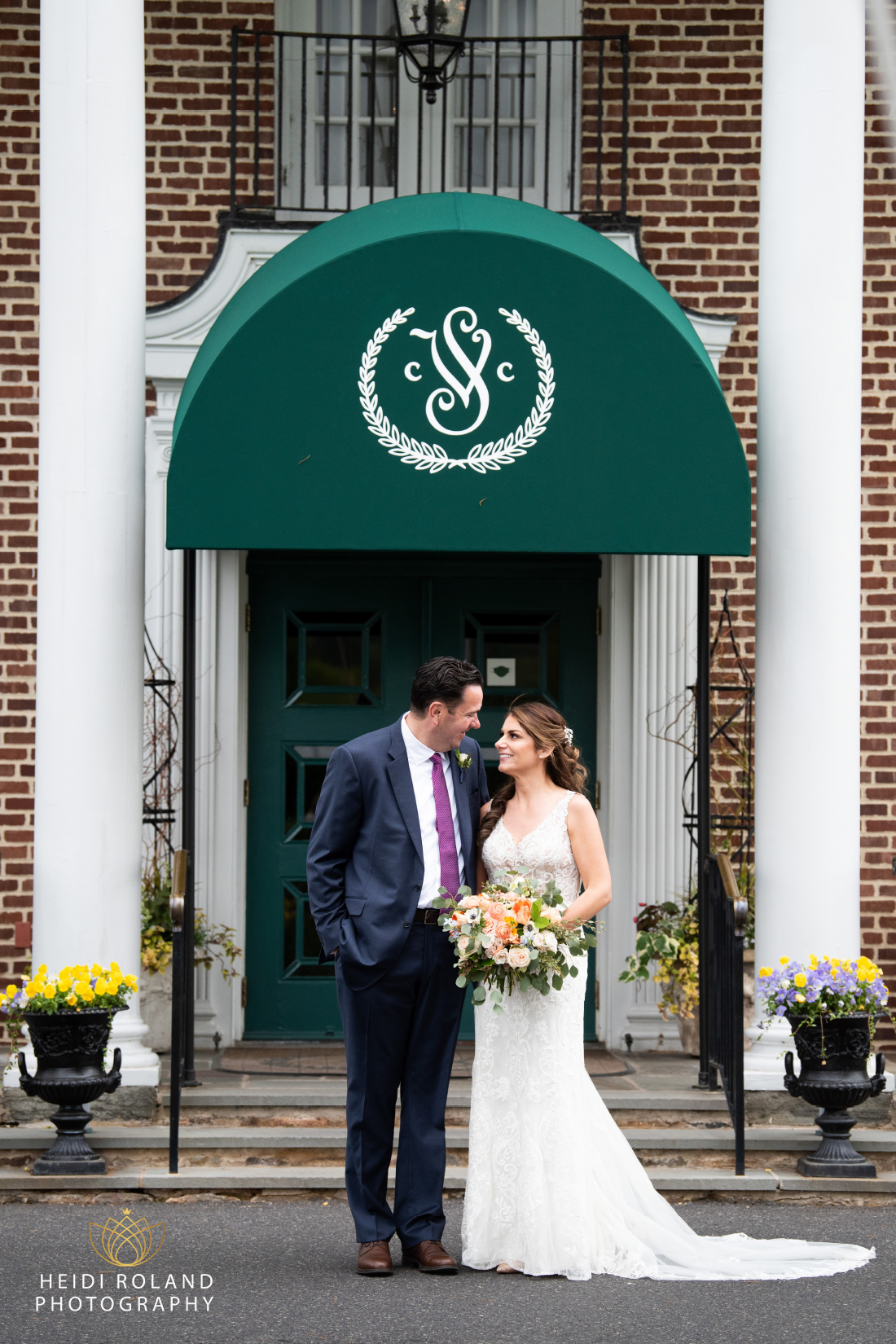 Saucon Valley Country Club wedding bride and groom portraits