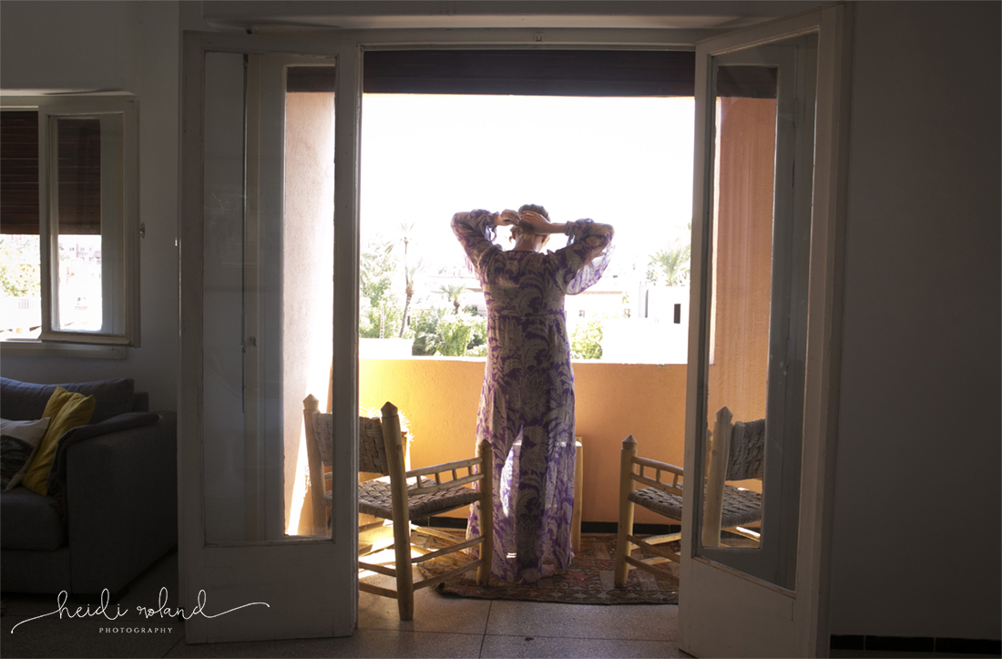 Marrakesh, Morocco terrace, Mandy Sinclair, in-home portraits, kaftan queen