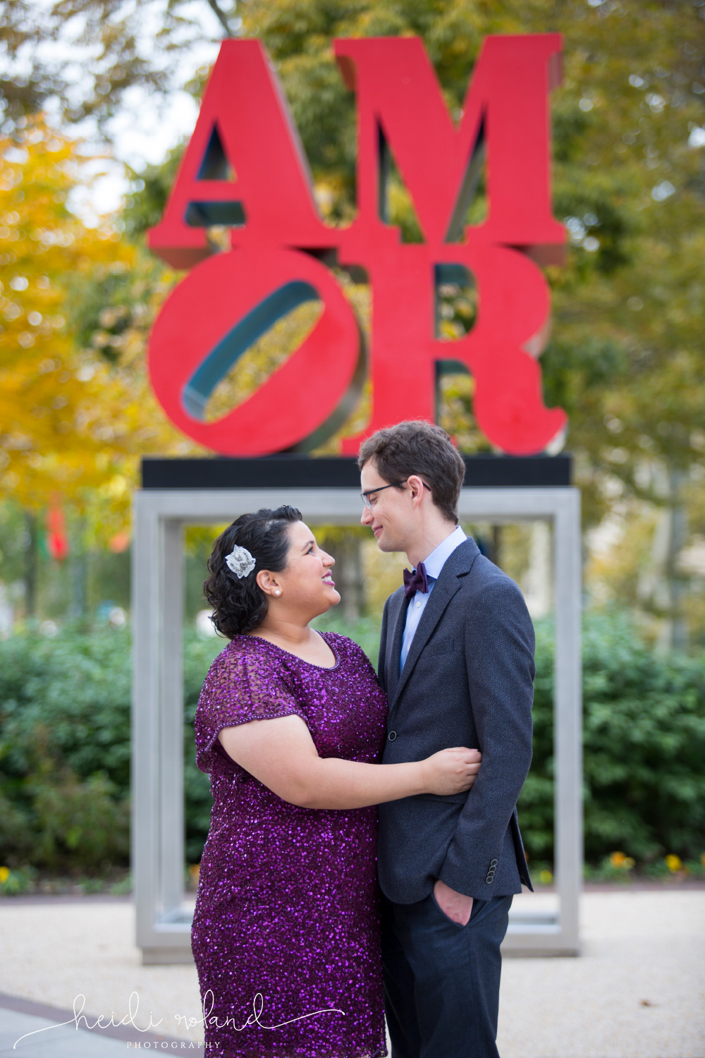 Wedding photos at amor statue Philadelphia 