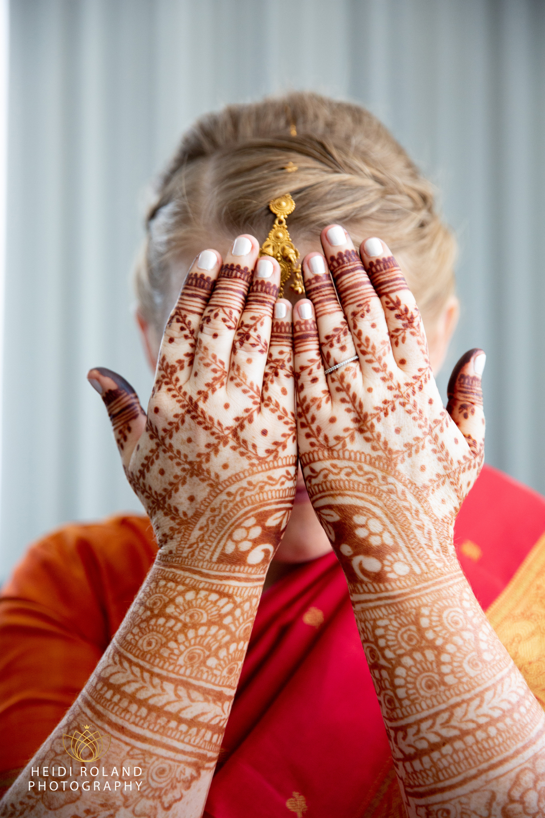 bride henna on hands philadelphia
